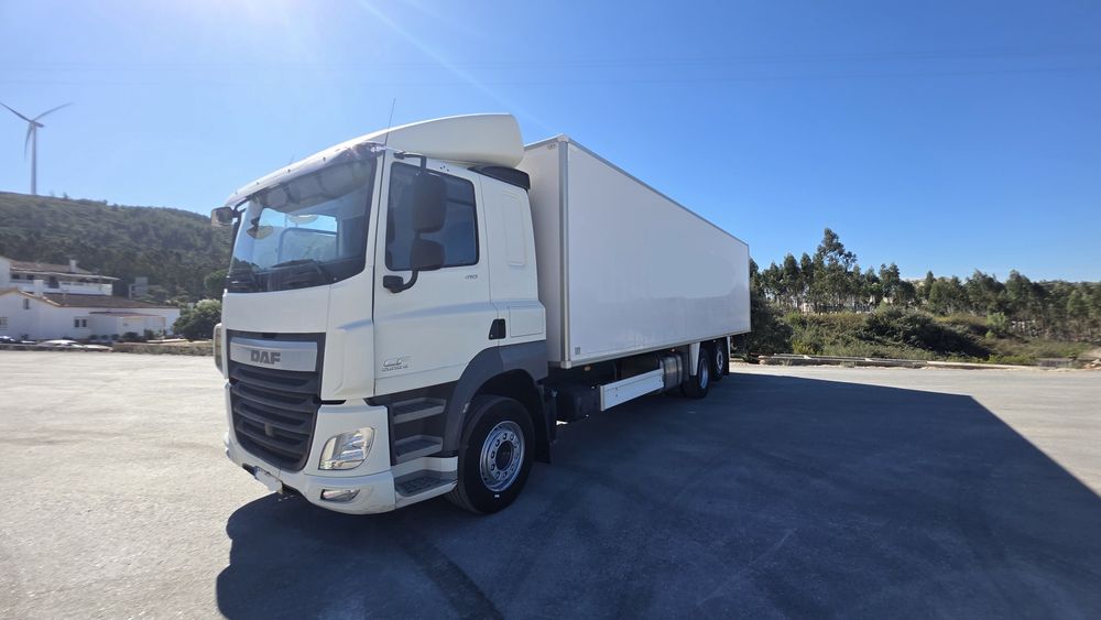 Daf CF 410  26 Toneladas 2017 com Retarder