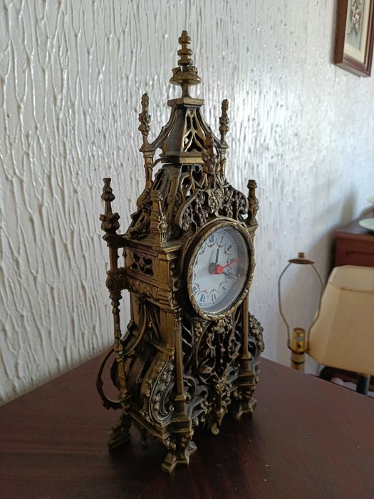 Relógio de Lareira Gótico Vintage
