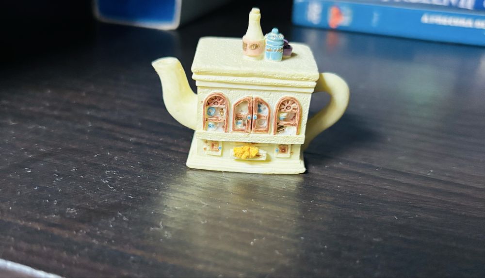 Coleção miniaturas chaleira