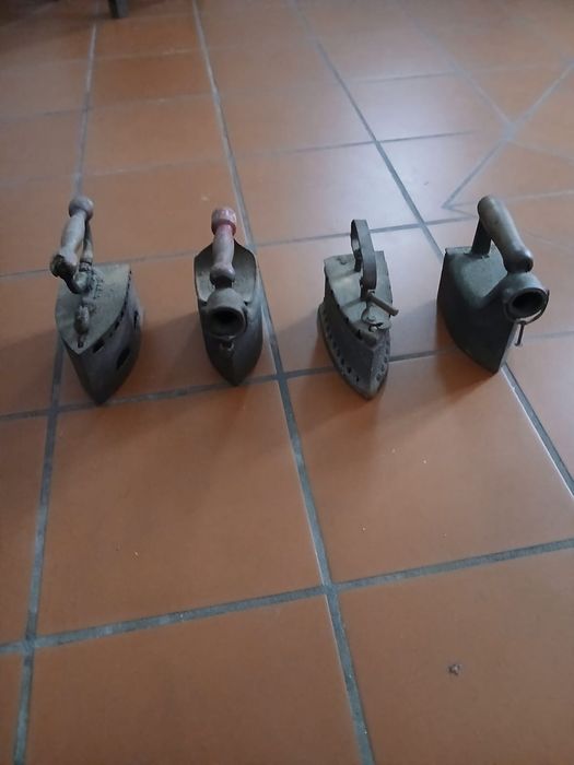 Ferros antigos de passar a ferro