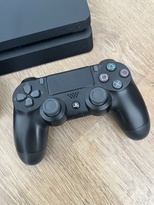 Playstation 4 Slim