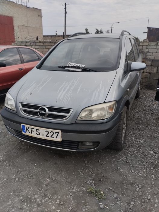 Продам Опель Зафира 2,2 дизель