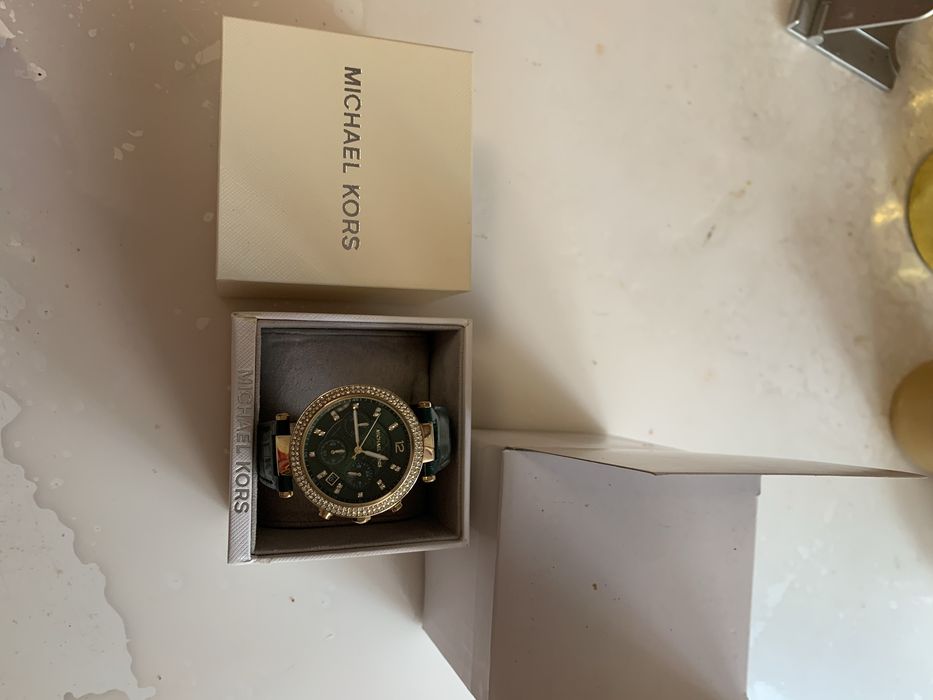 Новые часы,, MICHAEL KORS,,