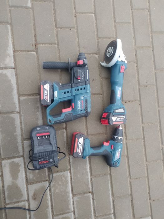 Zestaw aku BOSCH 18 V Polecam