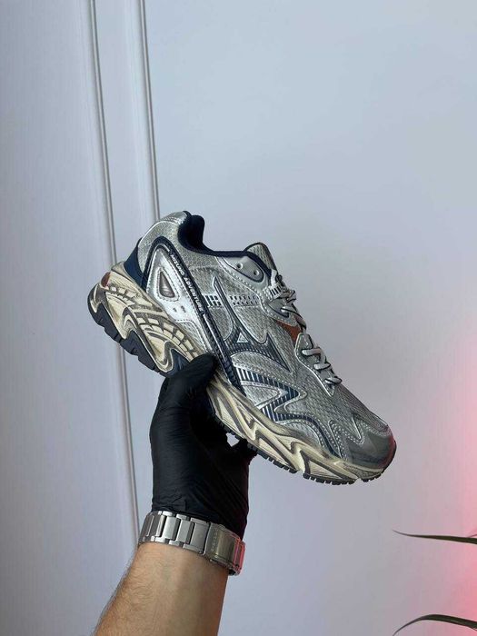 Кросівки Mizuno Adventure Grey White