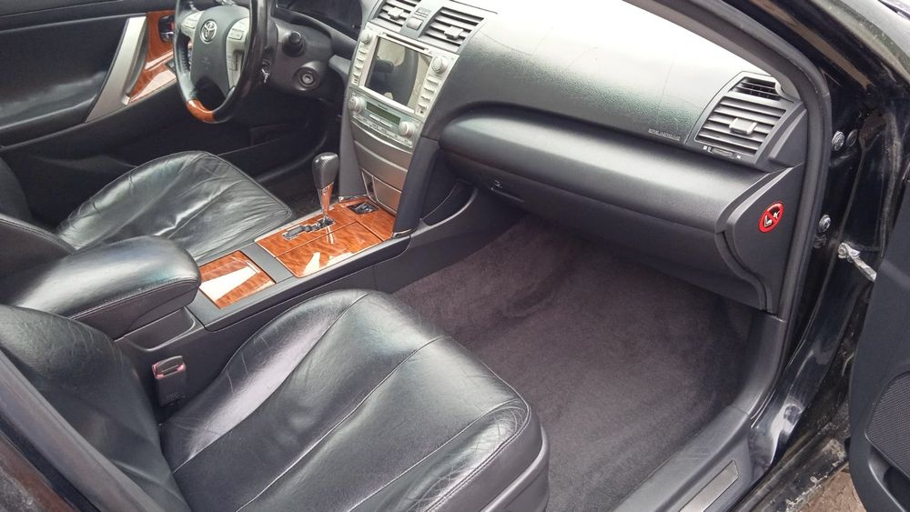 Продам Toyota Camry 40