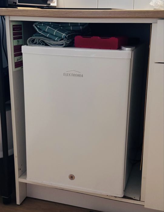 Mini frigorifico eletronia