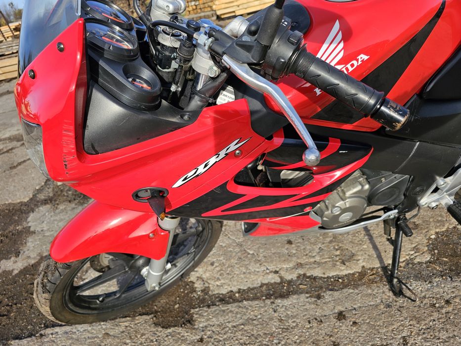 HONDA CBR 125 R aprilia derbi kat A1 , B