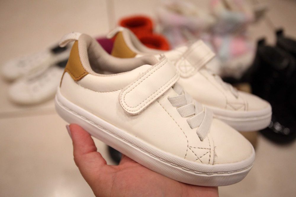 Zestaw 5 par 25r H&M ZARA New Balance trampki botki kapcie buty