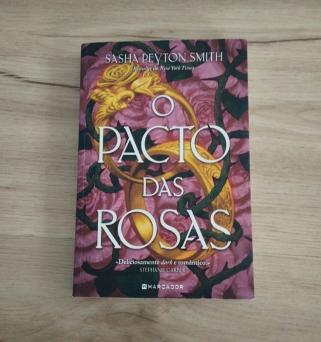 Livro "O Pacto das Rosas"