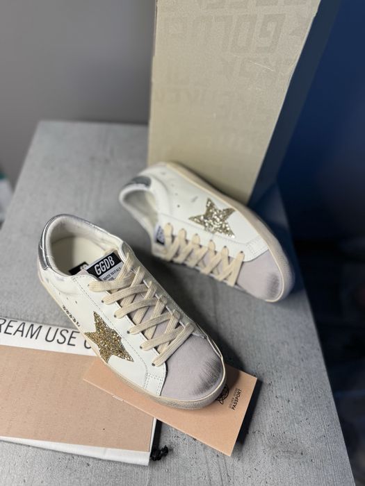 Кеди кросівки голден гуз golden goose gg кроссовки гуси со звездой женские с потертостями