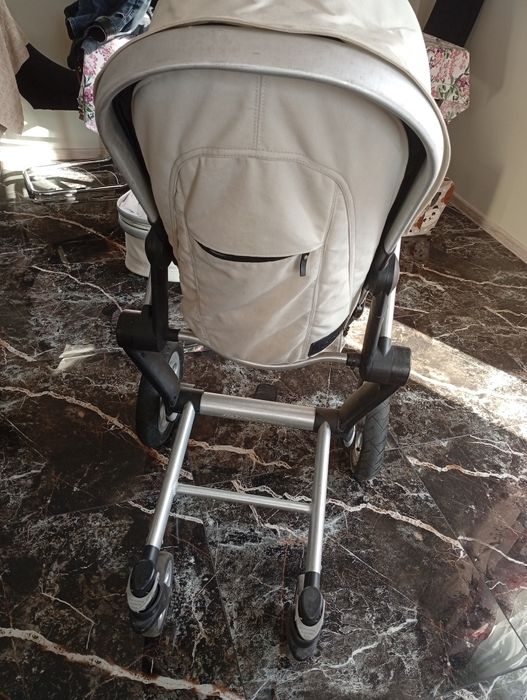 Wózek 2w1 JOOLZ spacerówka i gondola