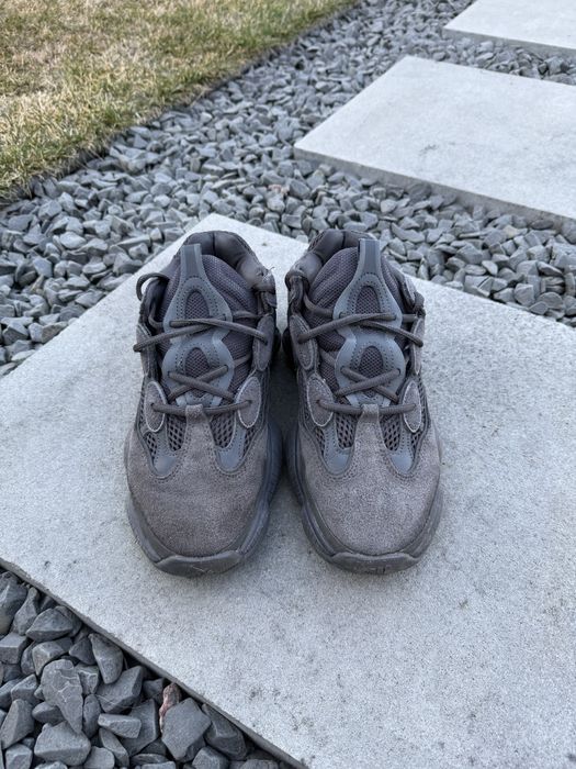Adidas yeezy 500 utility black