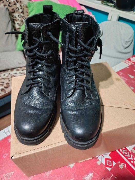 Buty czarne skórzane