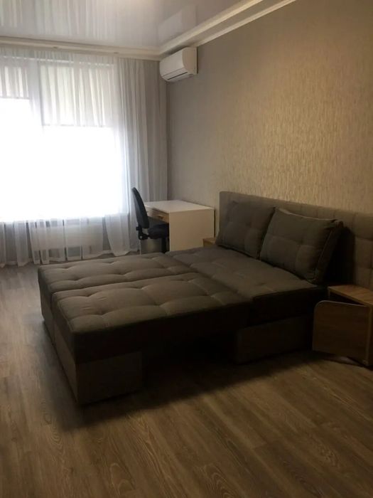Є укриття ЖК Метрополія Камянська 6 метро Вирлиця оренда квартири студія + спальня + гардеробна є генератор в будинку