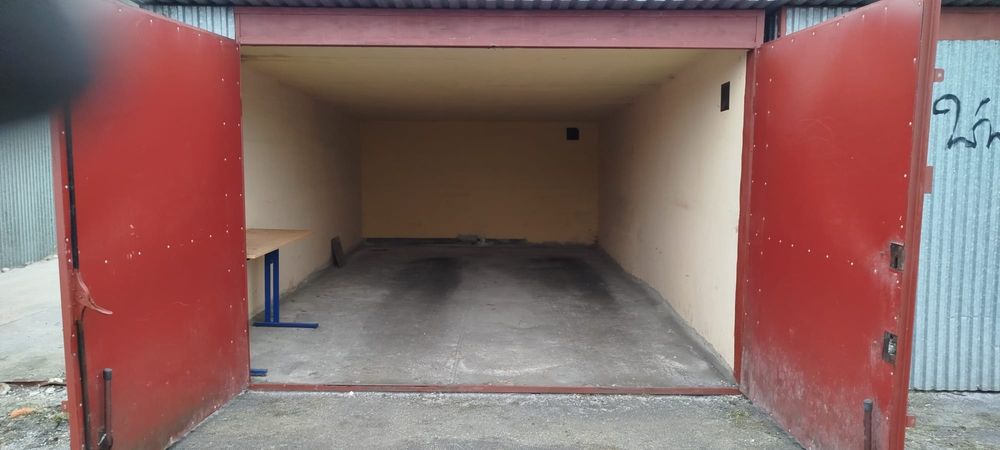 Garaż blaszany 6x3,5m ocieplony