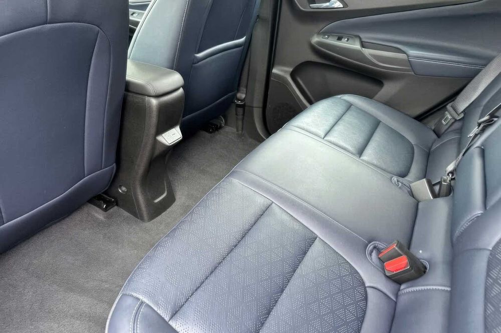 Chevrolet Bolt EUV Premier      2022