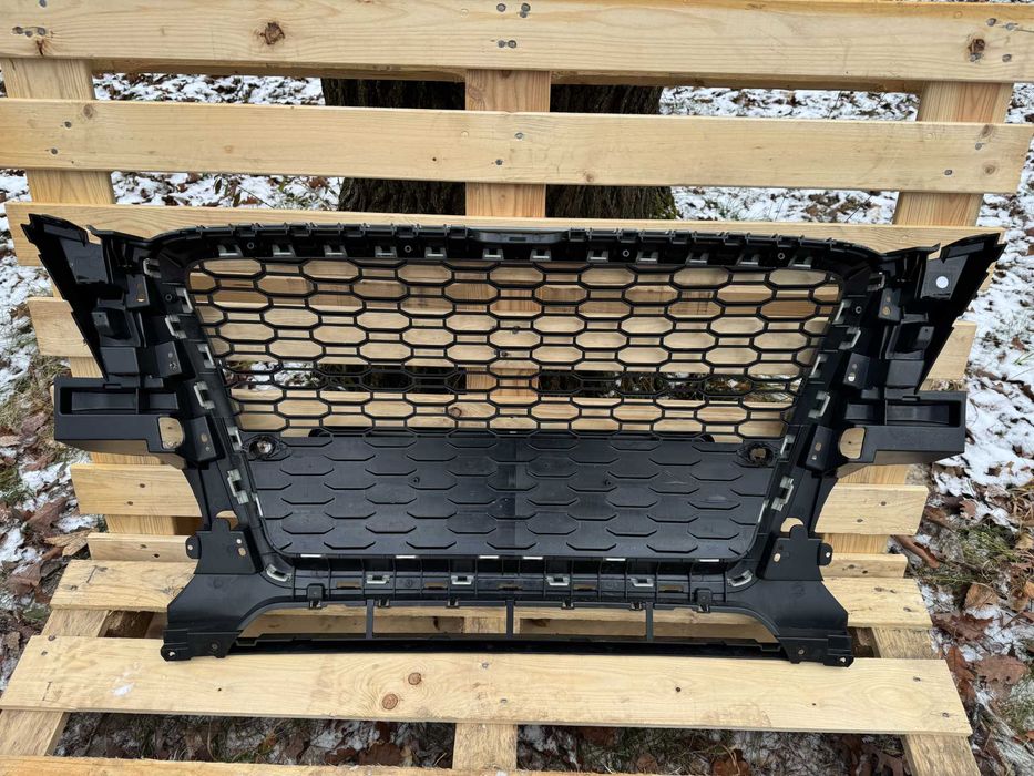 Grill Atrapa Audi Q5 8R 08-12 styl RSQ5 ALL BLACK