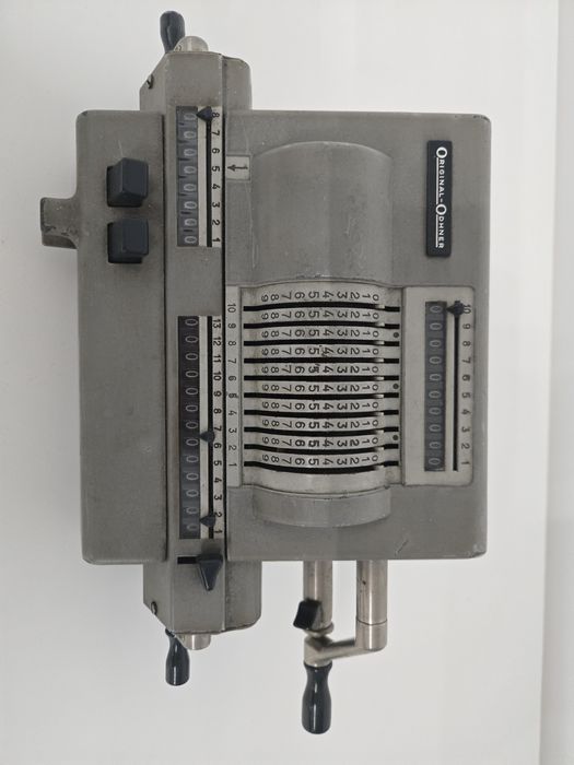 Máquina de calcular mecânica