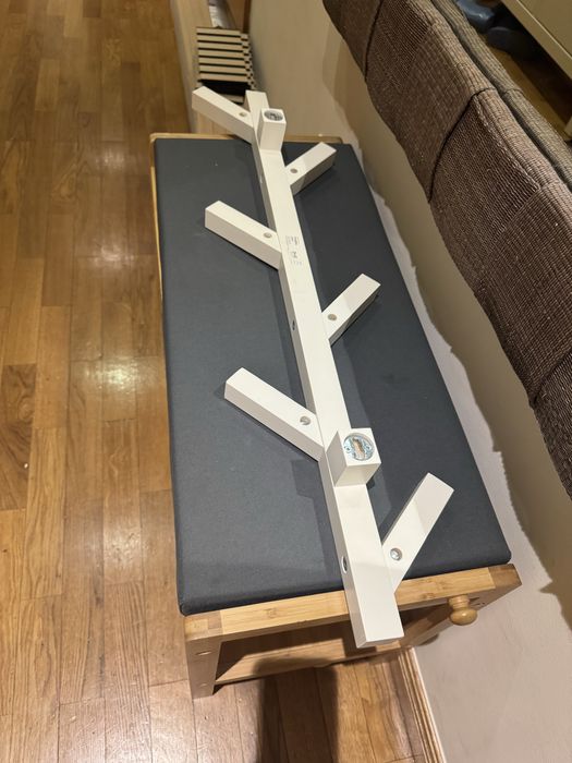 Cabide vertical Ikea