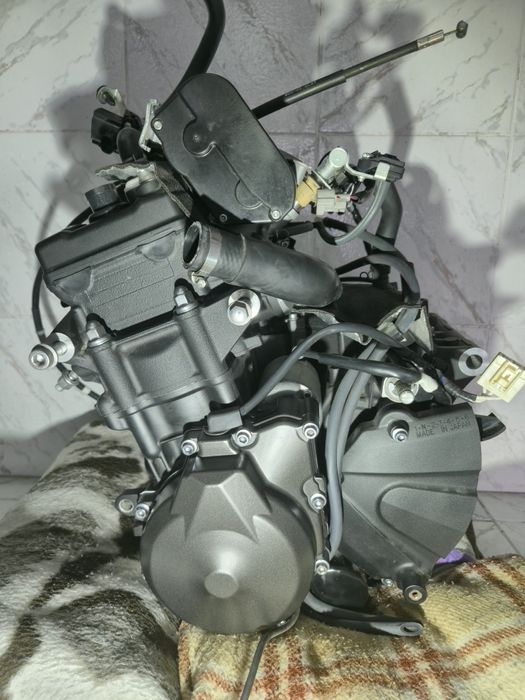 Motor yamaha yzf r6