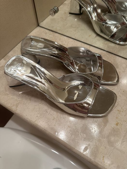 Zara новые