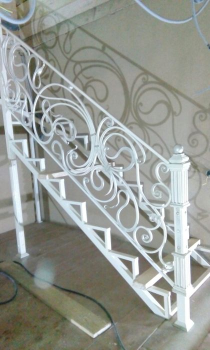 Ковані перила та сходи
