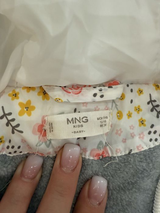 Продам дитячу куртку  Mango
