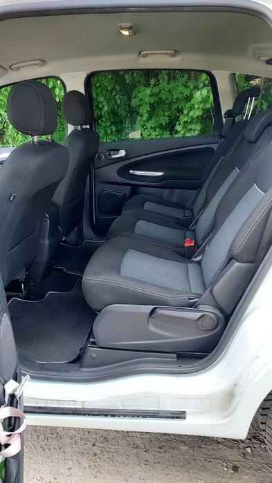 Ford S MAX 7 osobowy.