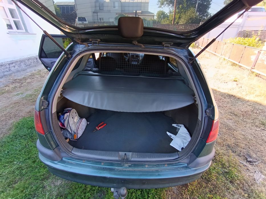 Toyota avensis 98р