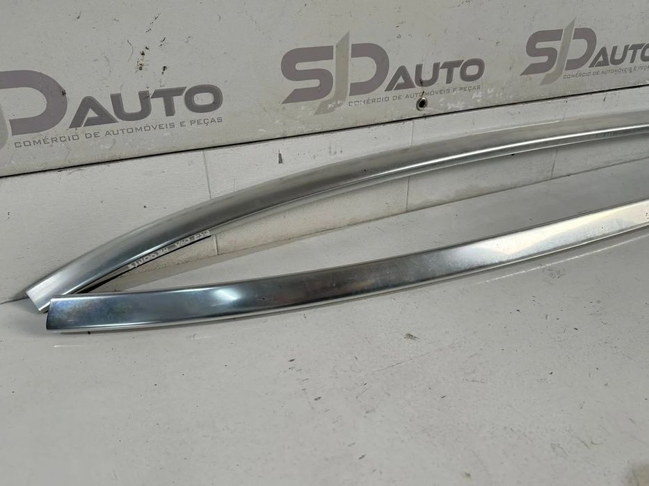 Barra Tejadilho Direita / Esquerda - Volvo V60 (2016)