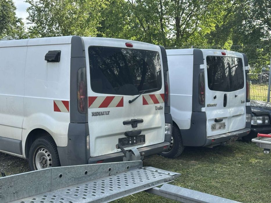 Авторозборка Трафік Віваро Raffic Vivaro 2001-2014 навісне двигуна