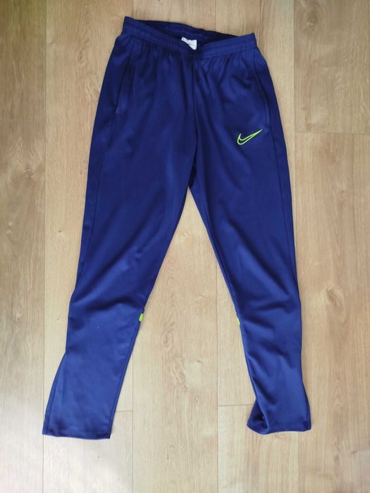 Dresy Nike dry fit XS