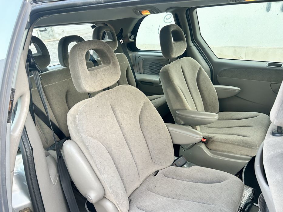 Chrysler voyager a venda