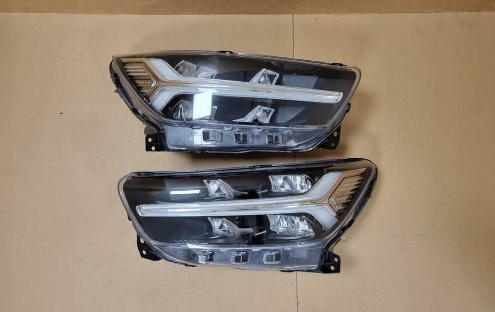 volvo xc40 фара левая правая