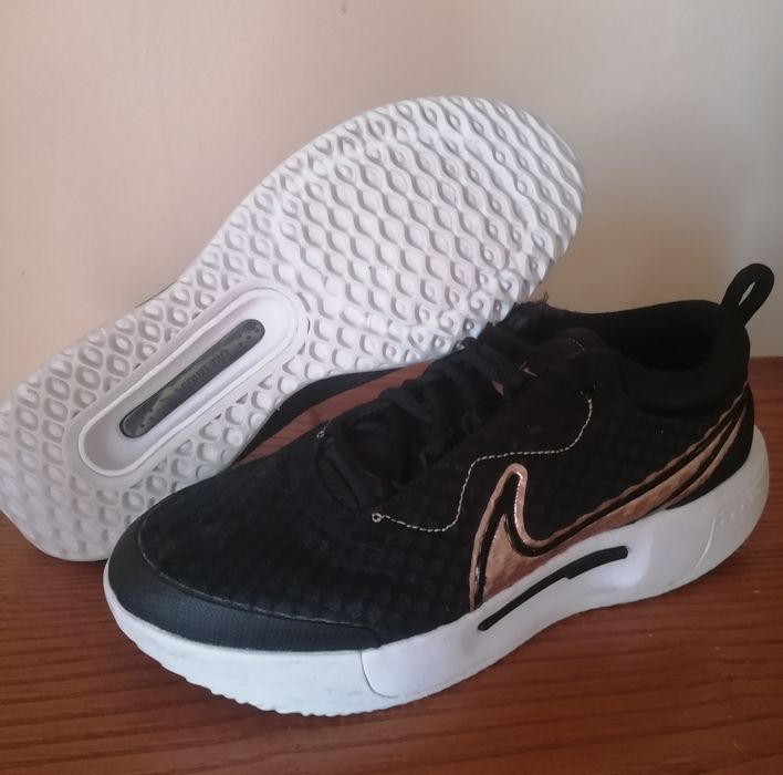 NIKE 38.5 (Originais e impecáveis)