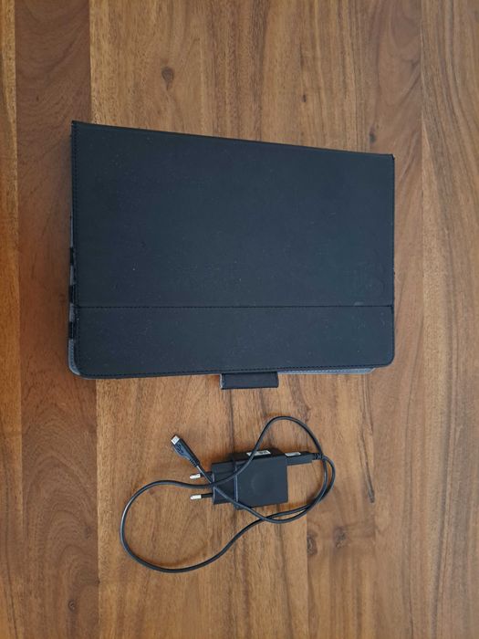 Tablet Lenovo TB-X304F