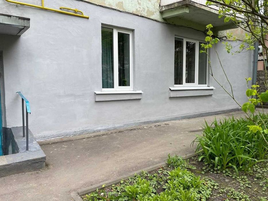 Продаж  укомплектованої 2 кім. кварири (можливий продаж за державними програмами).