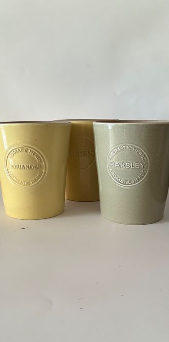 50 vasos de cerâmica