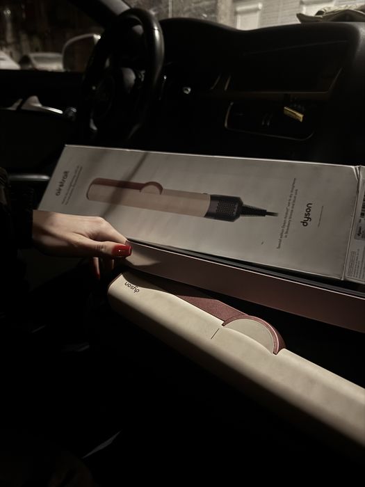 Dyson Airstrait Випрямляч для волосся