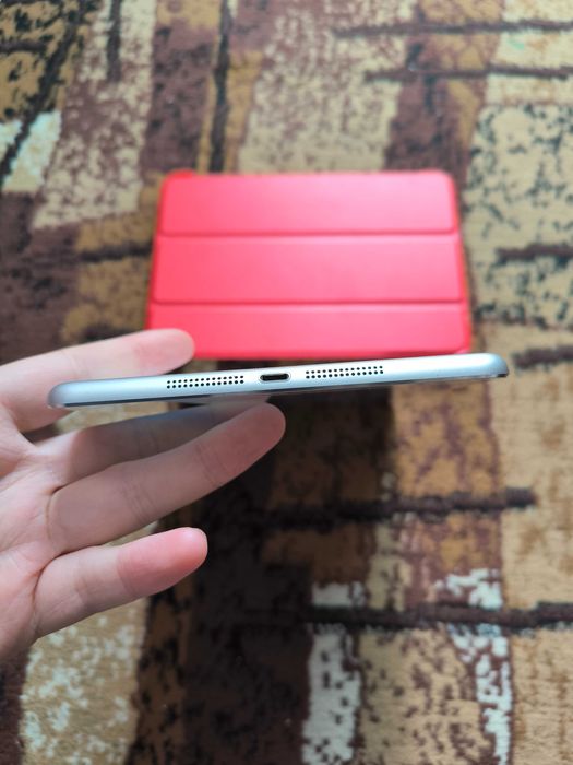 Apple iPad Mini 3 128 гб з чохлом