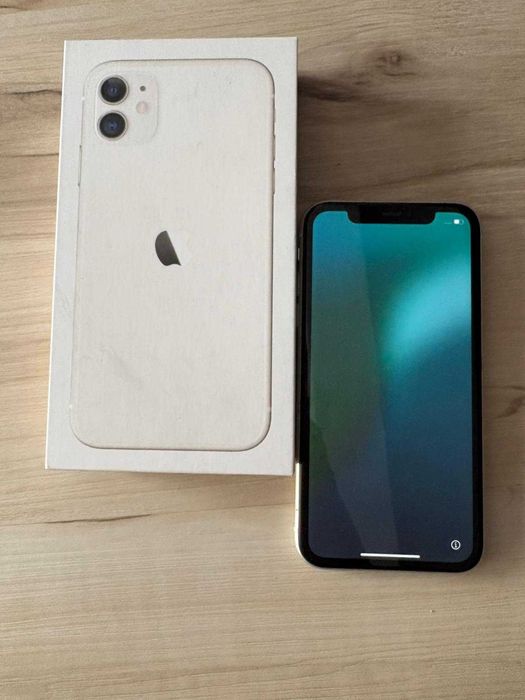 iPhone 11 – biały