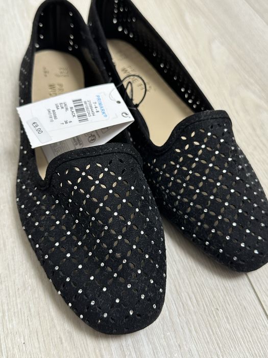 Балетки з камінням