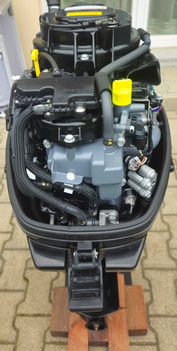 Silnik zaburtowy SUZUKI DF20AS