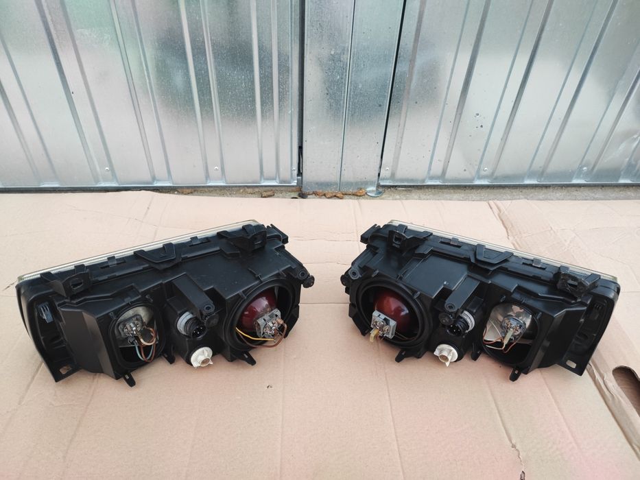 BMW E36 Lampy Black BOSCH Soczewka Regeneracja Szkła Krzyże Przesłony!