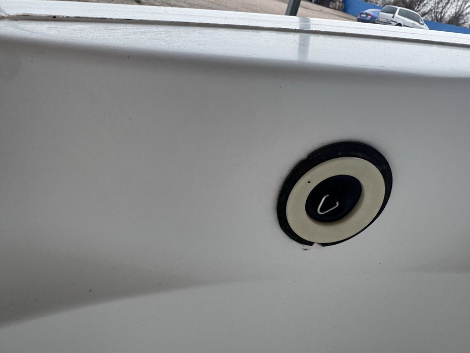 Ванна кутова продається