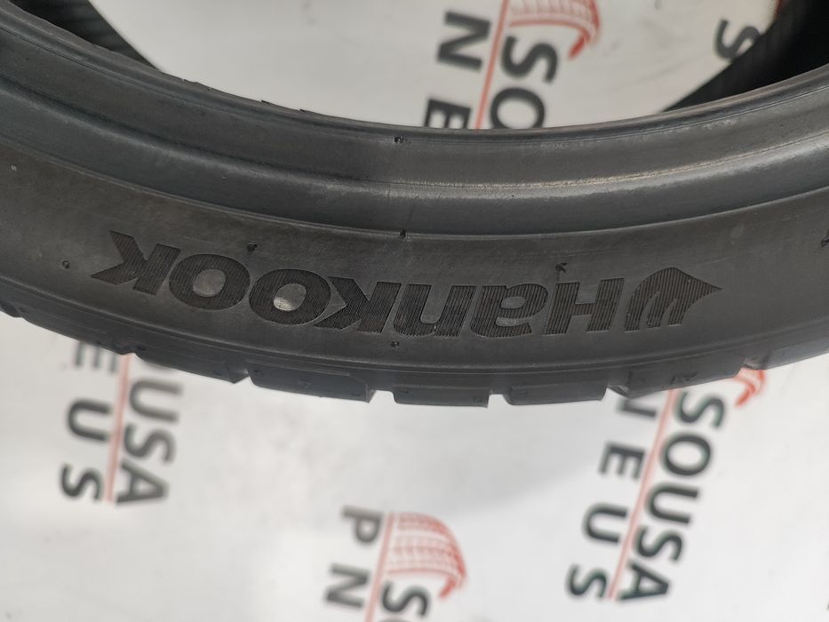 2 pneus semi novos 235-35R19 Hankook - Oferta dos Portes