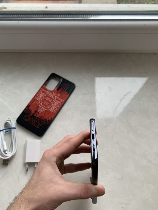 Samsung  a53 5g 128gb на экране защитное стекло