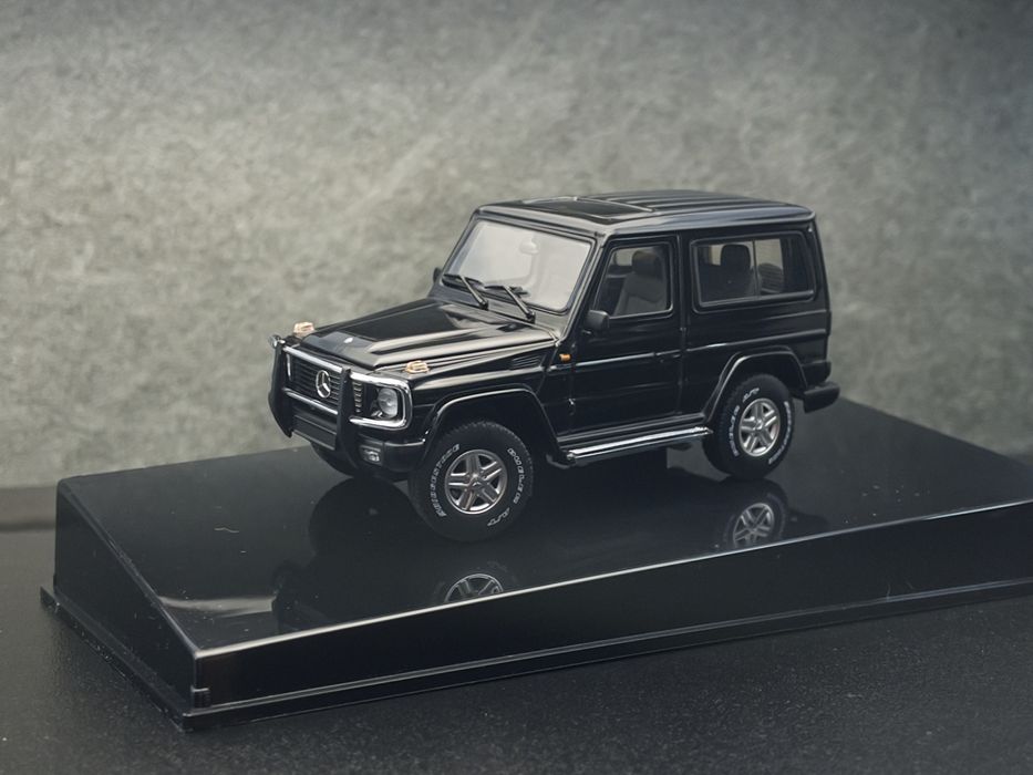 Модель масштабная коллекционная 1/43 autoart ignition minichamps