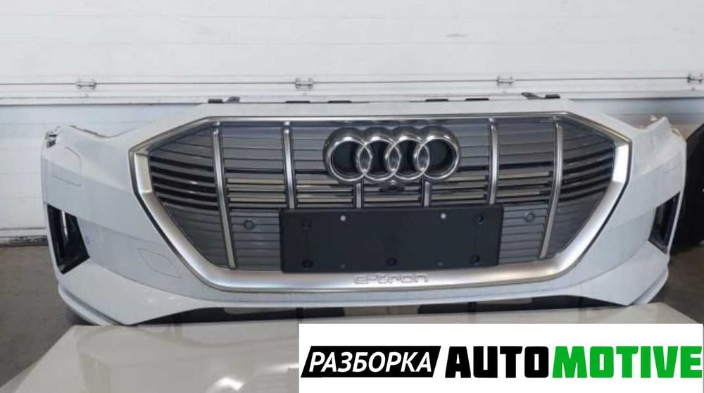 Audi e-tron бампер передний 4KE807437
